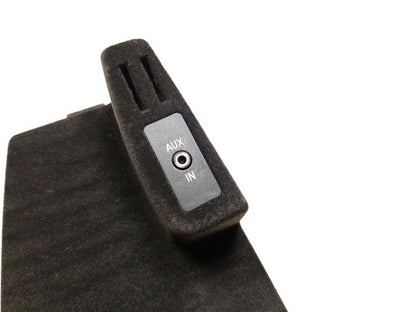 06 07 08 09 10 BMW 650i Centre Console Storage Compartment W/ Aux-in Socket OEM