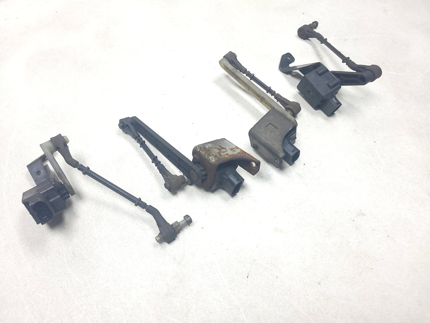 2007 Range Rover Suspension Height Level Sensor Front & Rear 4 Pcs OEM