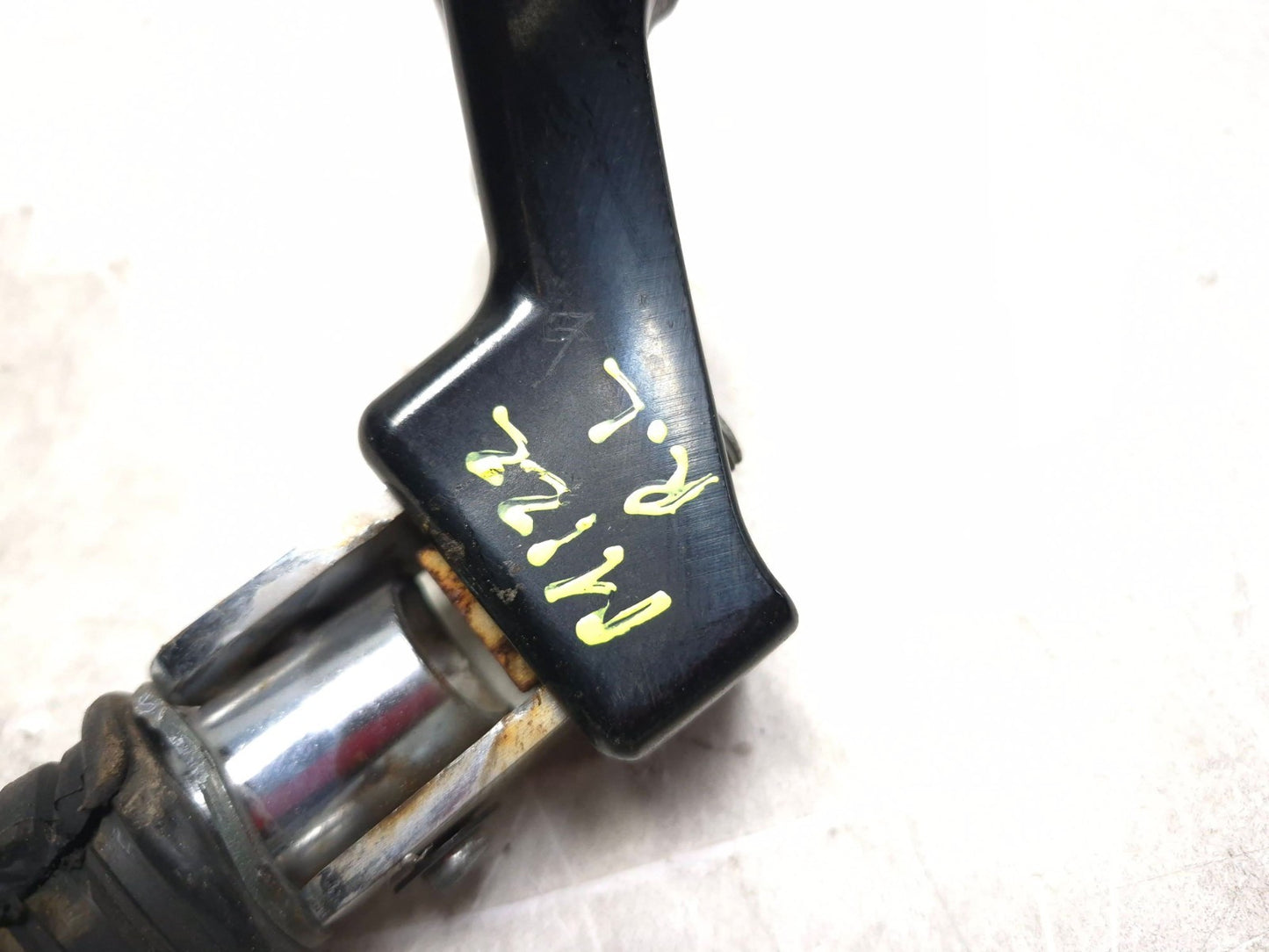 2003 Kawasaki Vulcan Vn1600 Rear Left & Right Footrest Pair OEM