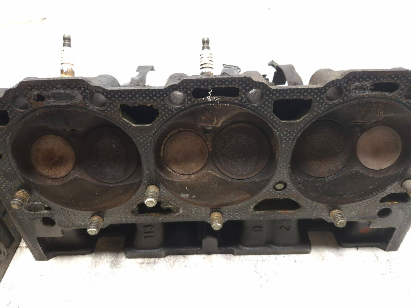 Yale Forklift V6 4.3l Engine Cylinder Head Left & Right Pair OEM