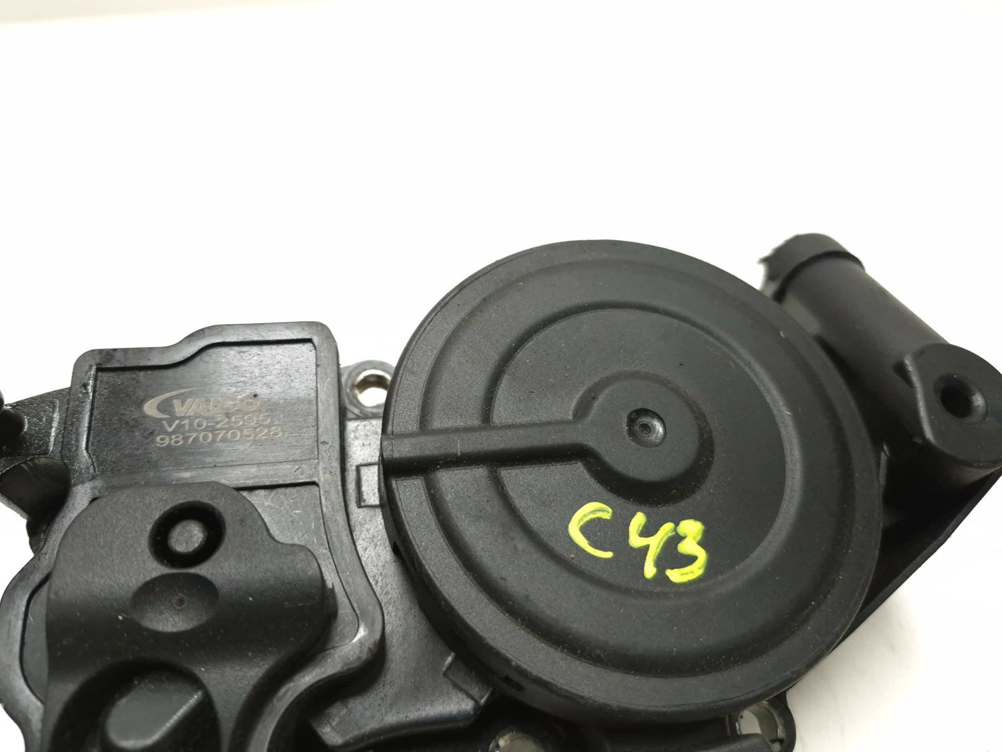 2011 Volkswagen Tiguan Engine Oil Separator OEM