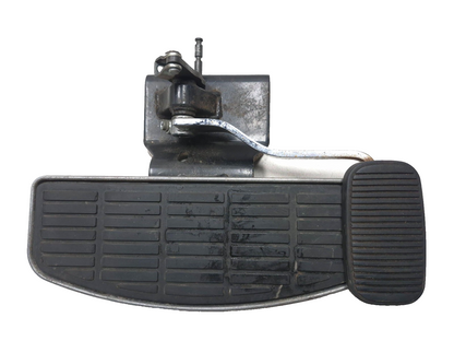 1999 Suzuki Intruder 1500 Right Footpeg & Brake Pedal Assy OEM