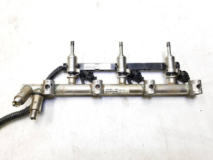 2013 - 2016 GMC Acadia Fuel Rail W/ Injector Set 3.6l OEM