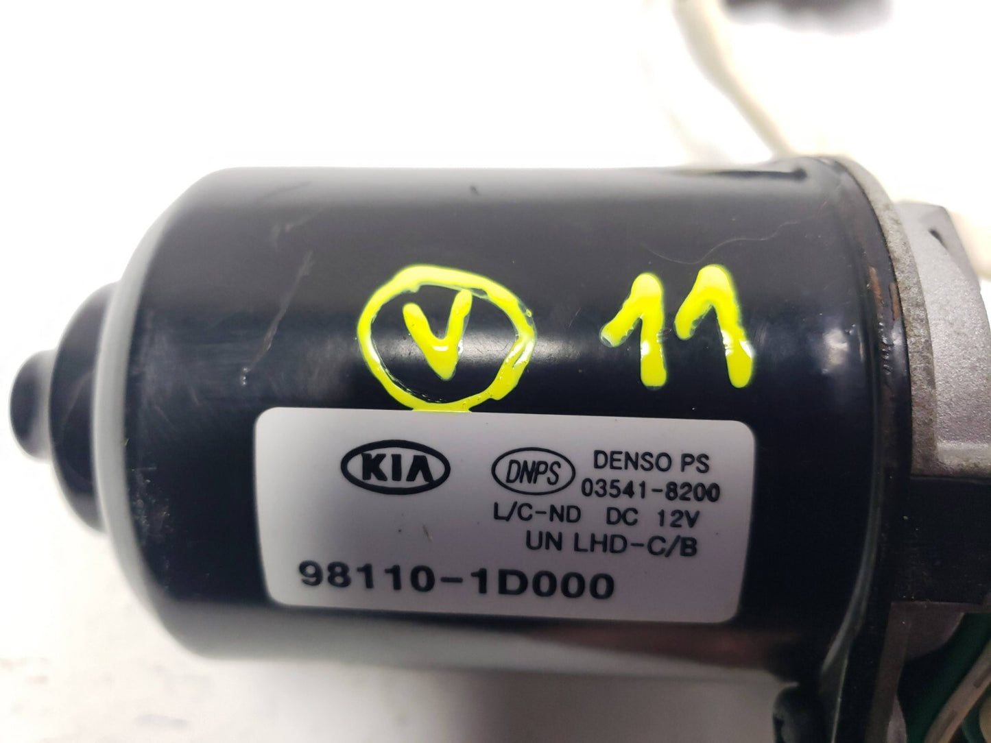 2007-2011 Kia Rondo Front Windshield Wiper Motor 98110-1d000 OEM