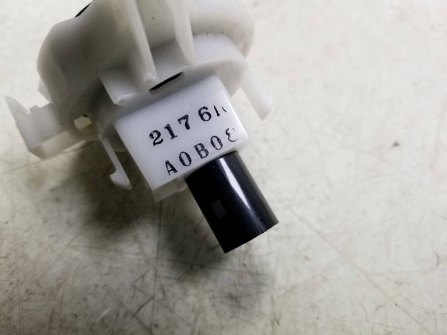 08 - 15 Scion Xb AC Heater Recirc Control Cable Pair OEM