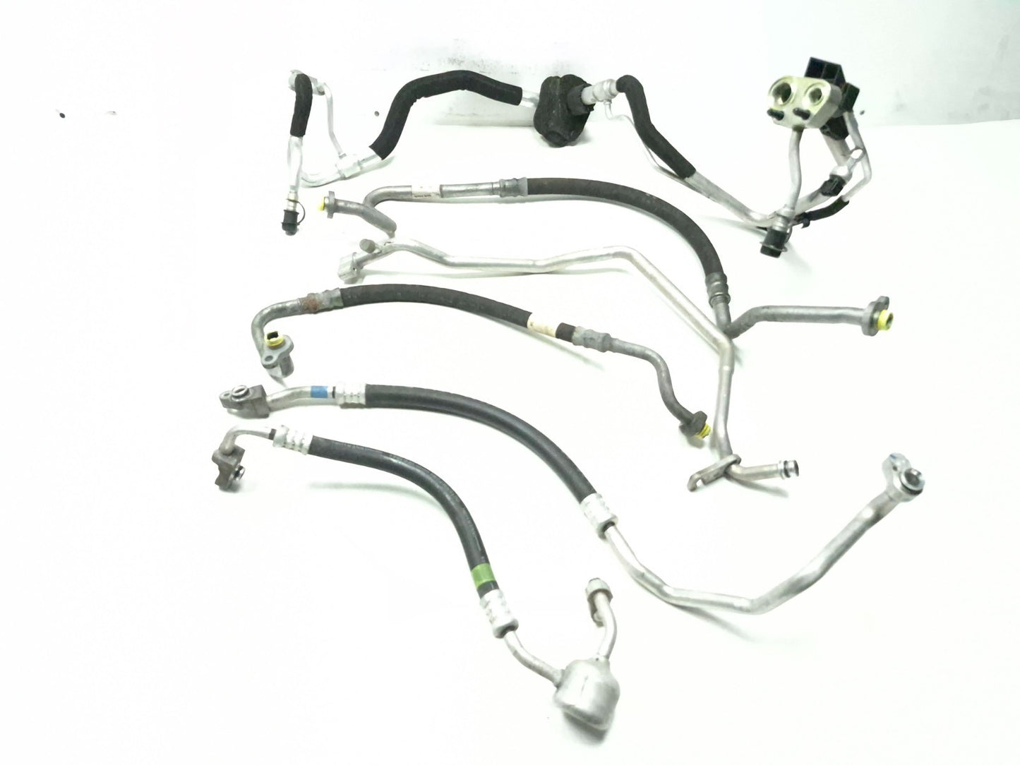 2013 Volvo S60 T5 A/c Hose Pipe Line Set OEM