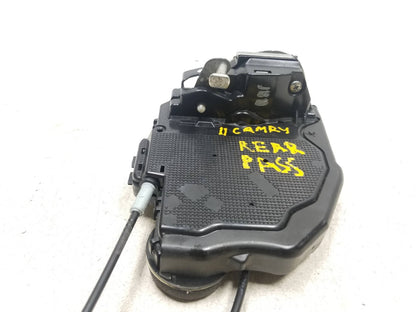 2007-2011 Toyota Camry Door Lock Actuator & Handle Rear Passenger Side Rh OEM