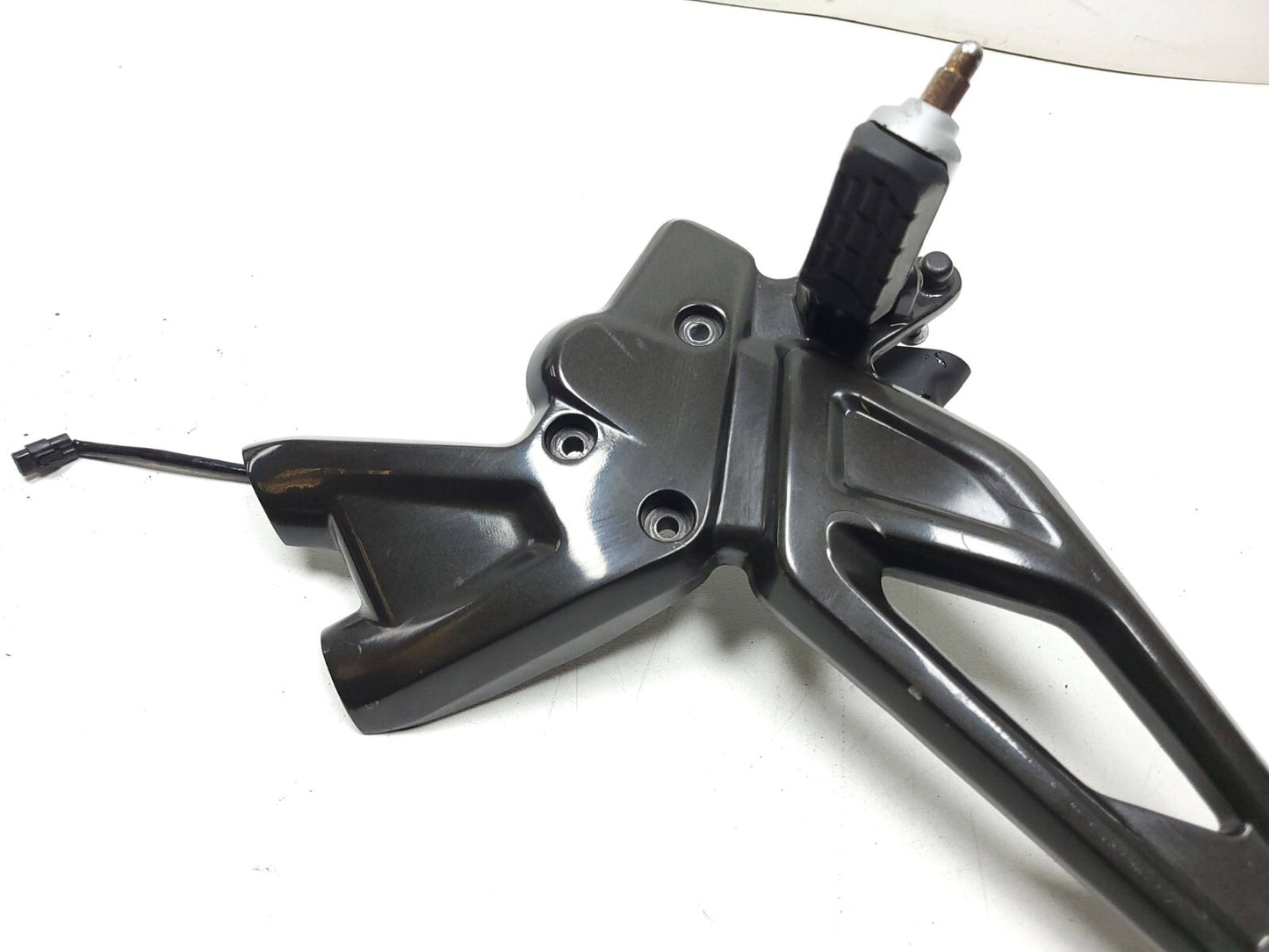 2021 - 2024 BMW G310r Right Foot Peg & Mount Plate OEM 2.7k Miles