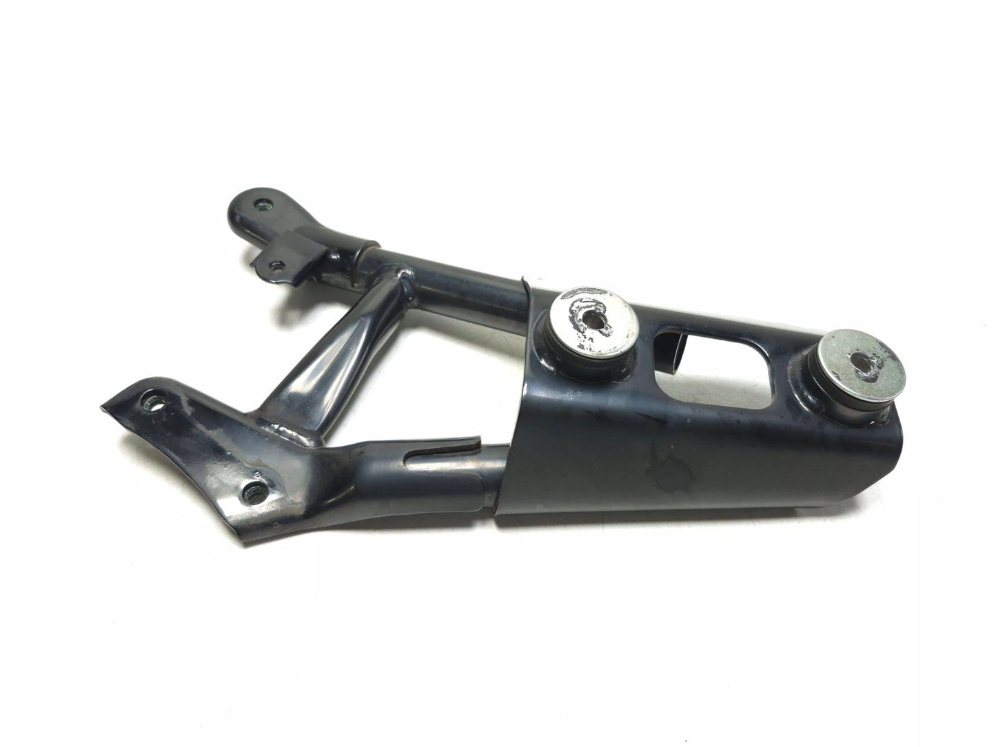 2013 Suzuki Vl800 Boulevard C50 Swingarm Bracket & Muffler Bracket Pair OEM