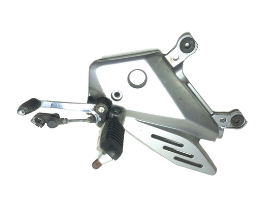 2015 Suzuki Gw250 Inazuma 250 Front Left Footrest W/ Gear Shift Lever Assy OEM