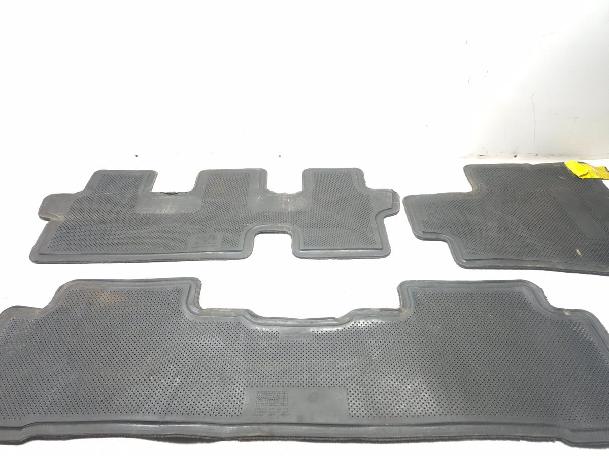 2014-2019 Toyota Highlander Floor Mat Carpet 3pcs OEM