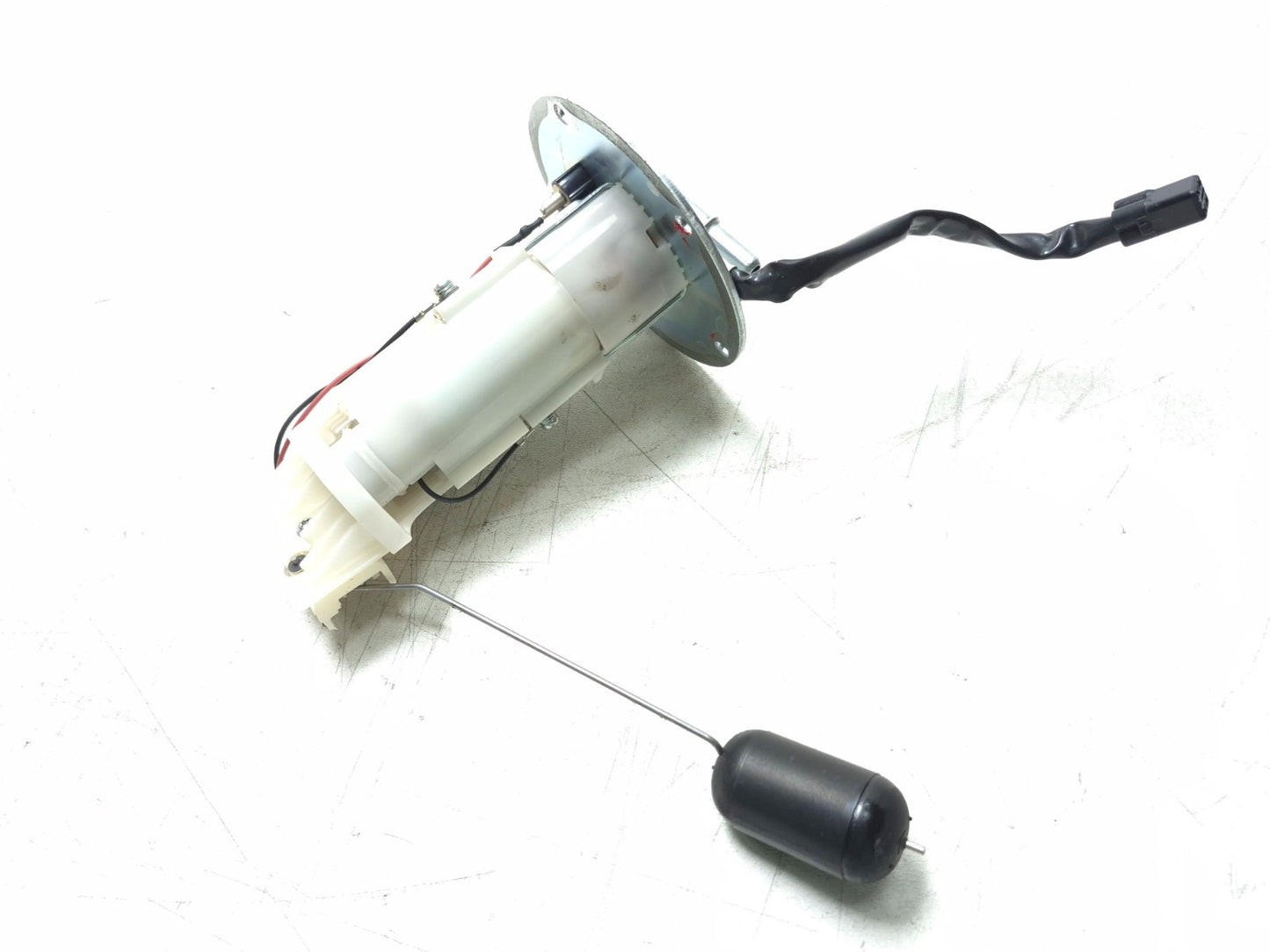 2019 Kawasaki Z400 Er400d Fuel Pump OEM