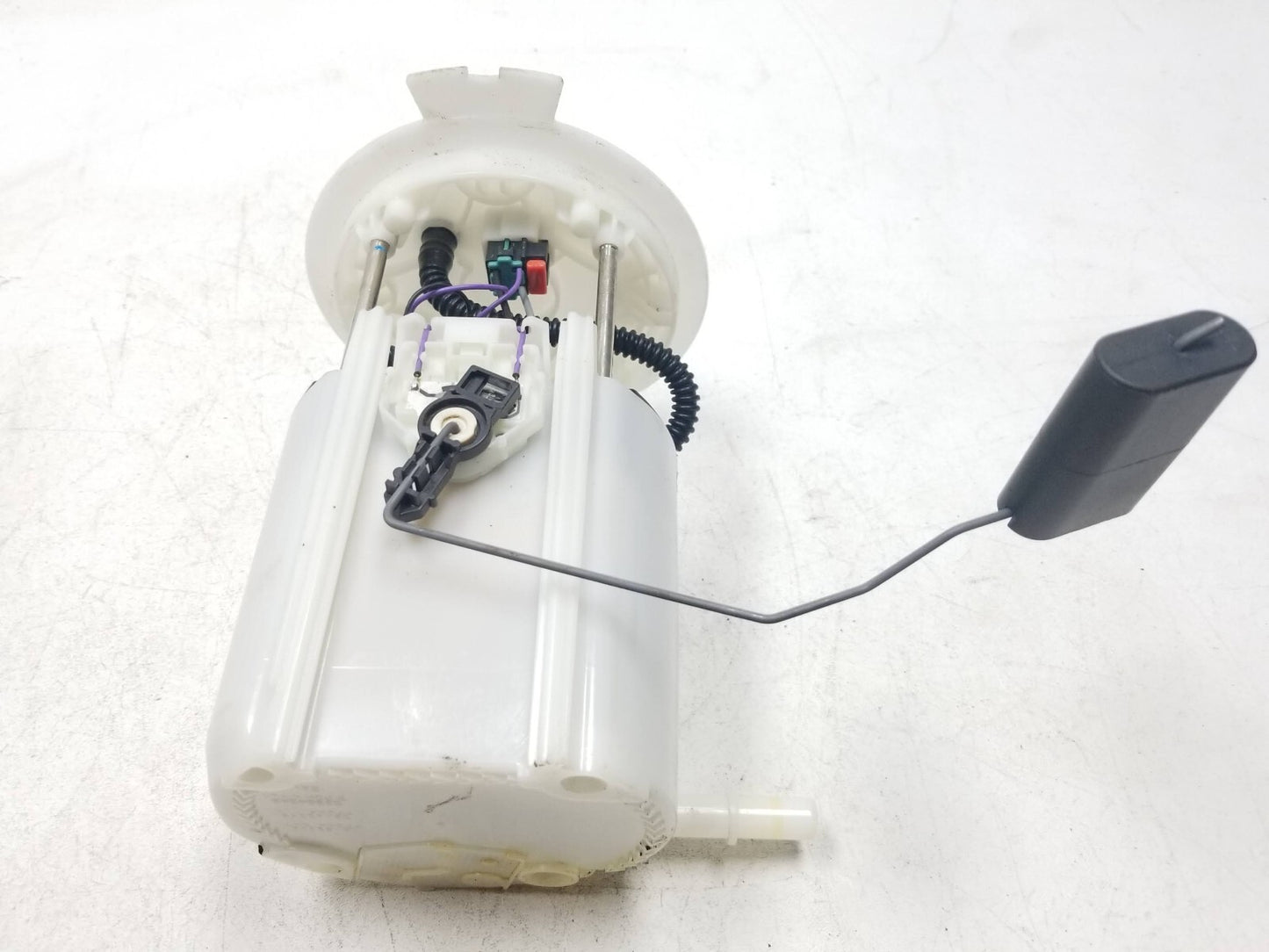 2016 Dodge Durango Fuel Gas Tank Pump Sending Level Unit OEM