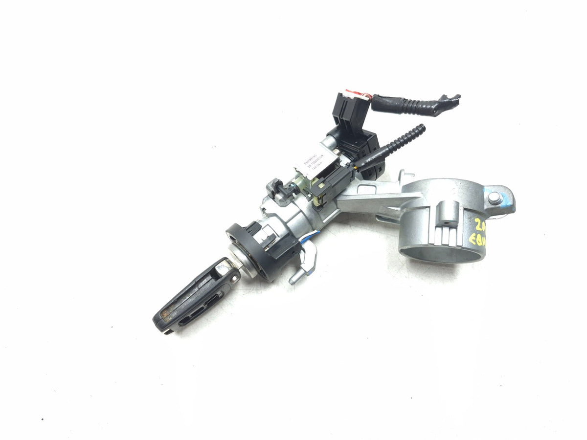2010 Chevrolet Equinox Ignition Switch Lock Cylinder & Key OEM