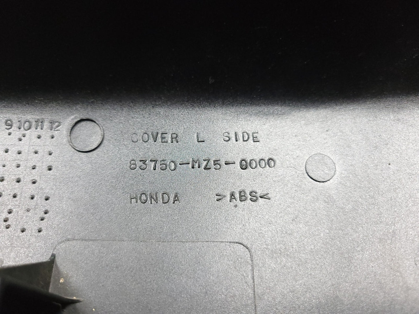 2002 Honda Magna Vf 750c Left Side Cover OEM