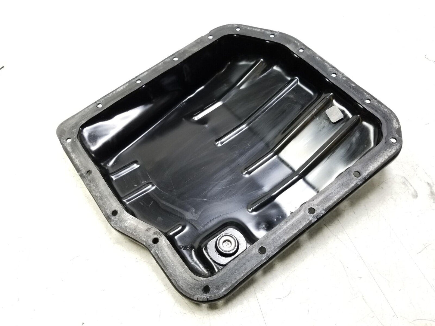 08 - 15 Scion Xb Transmission Oil Pan OEM