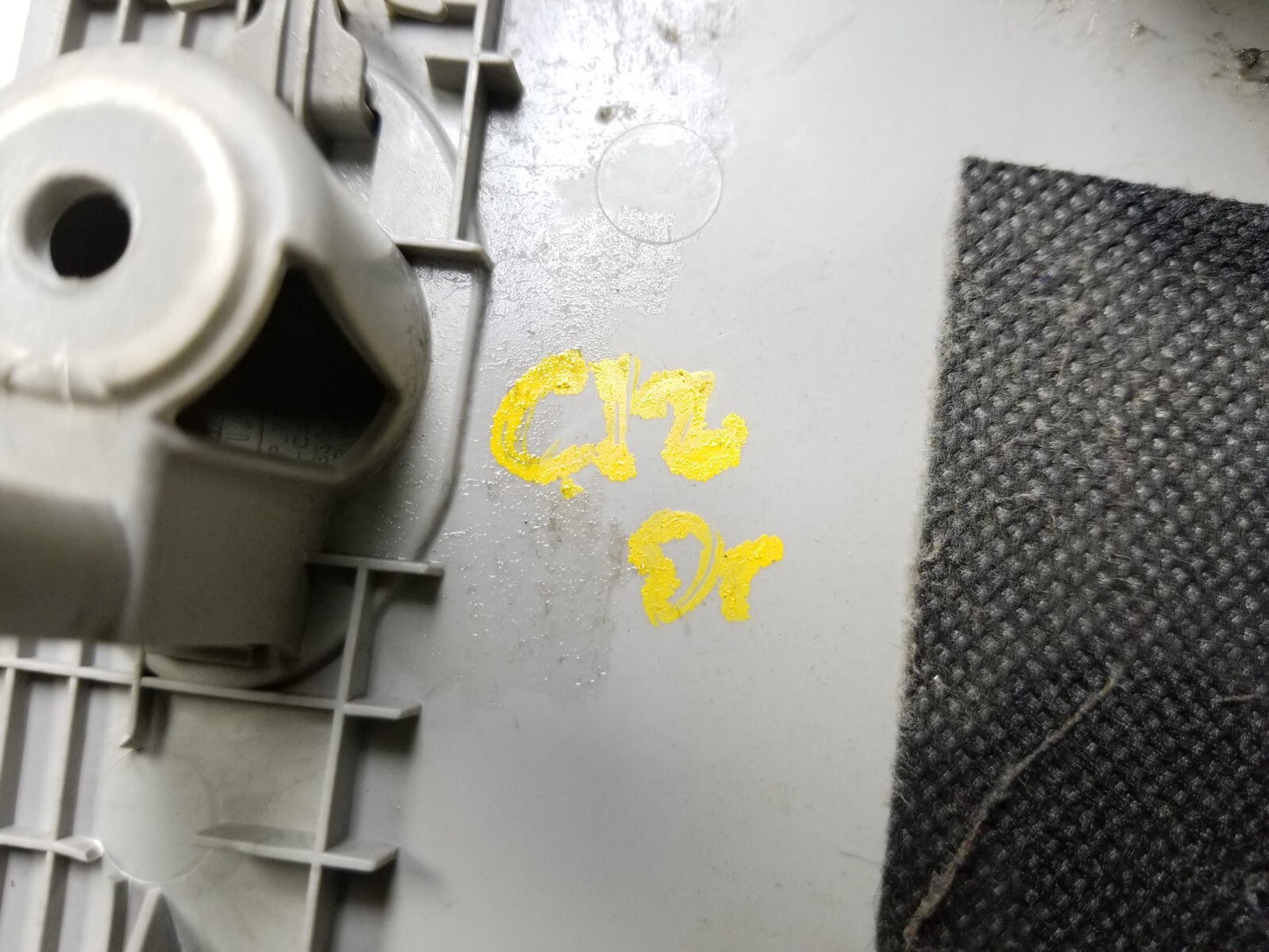 2011 - 2013 Kia Sportage B Pillar Trim Cover Upper Left & Right OEM