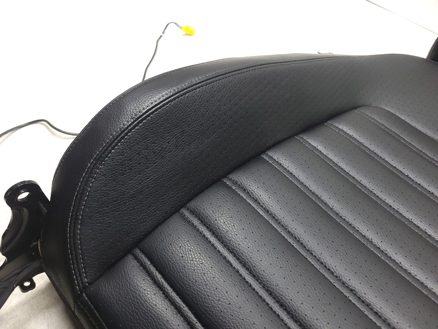 2012 Volkswagen Cc Front Passenger Right Seat Back Backrest Upper OEM
