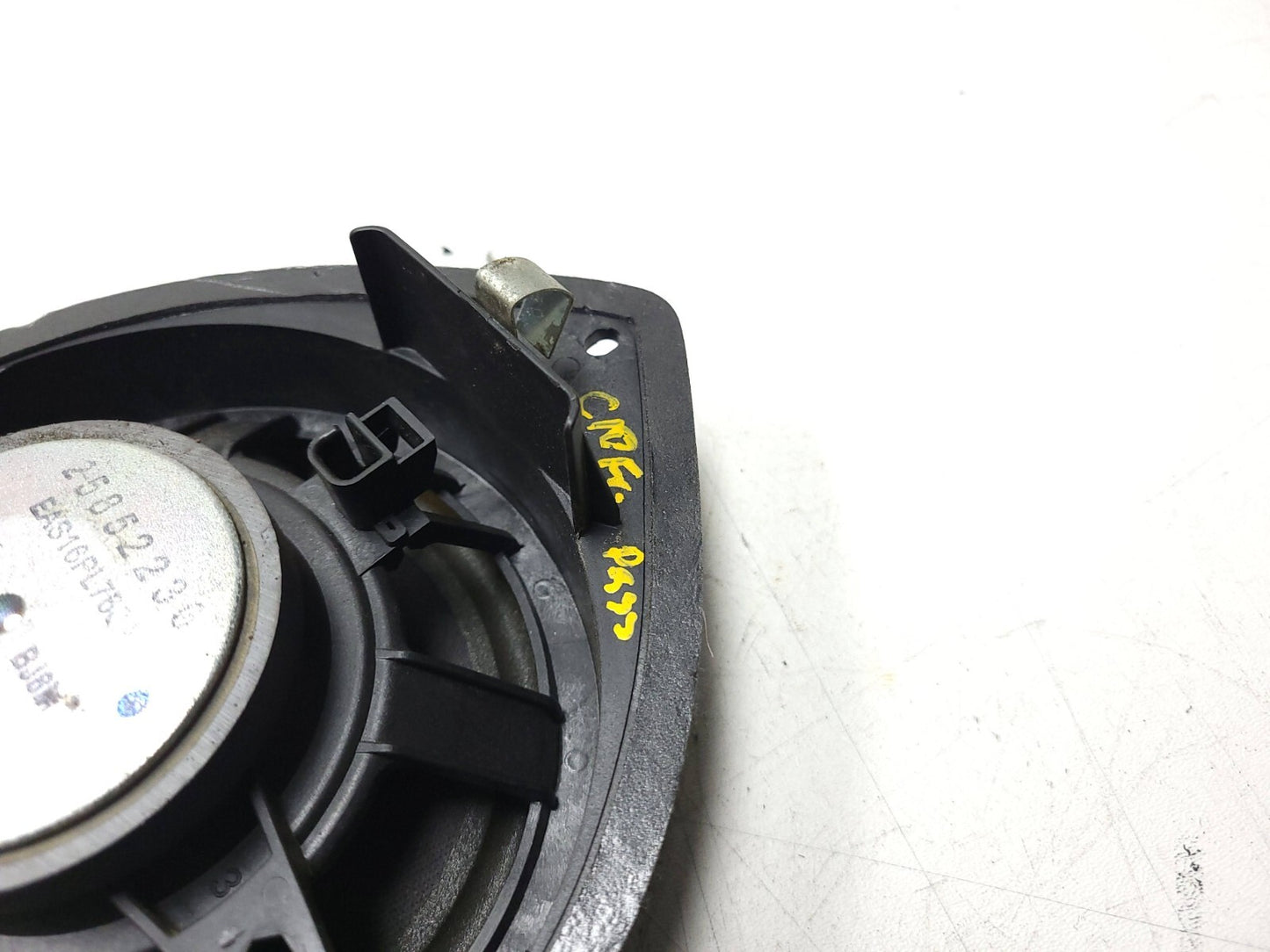 2010 - 2014 Chevrolet Suburban Door Speaker Front & Rear OEM