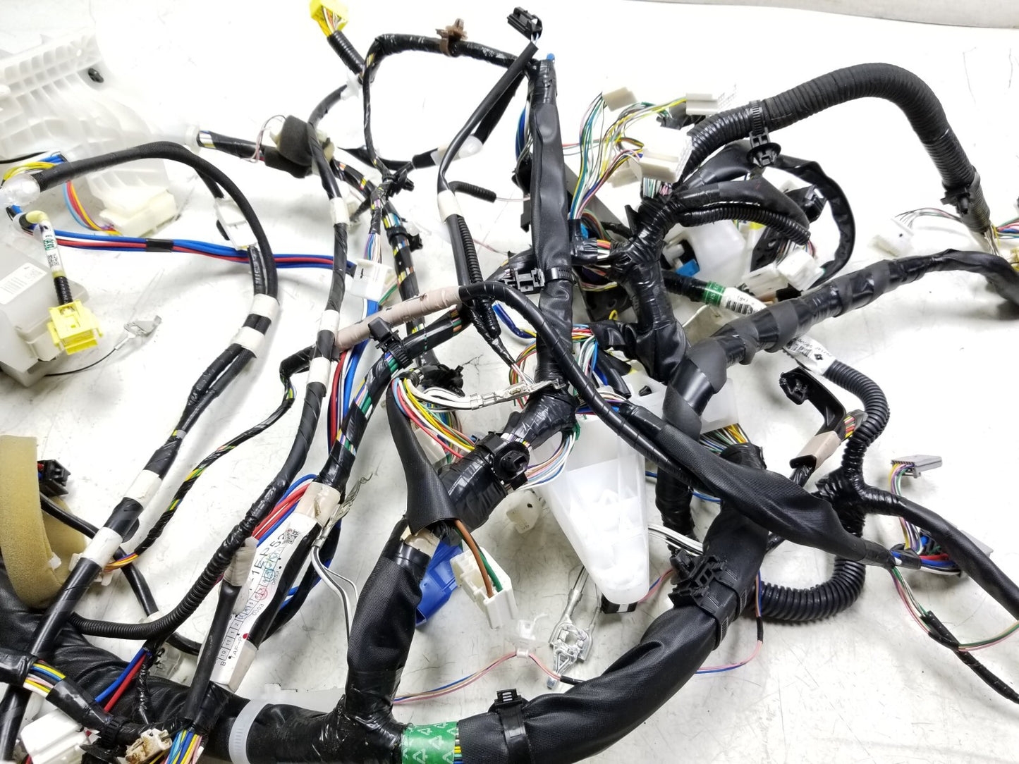 2011 Scion Xb Dashboard Instrument Panel Wiring Harness OEM