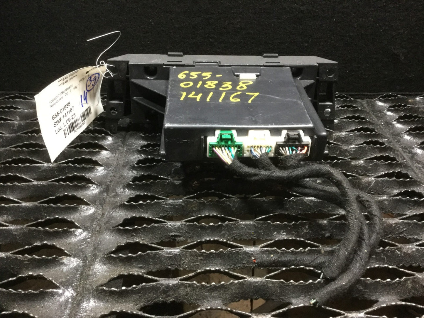 2008 Cadillac DTS Climate Control Panel Temperature Unit A/c Heater OEM N39 45k