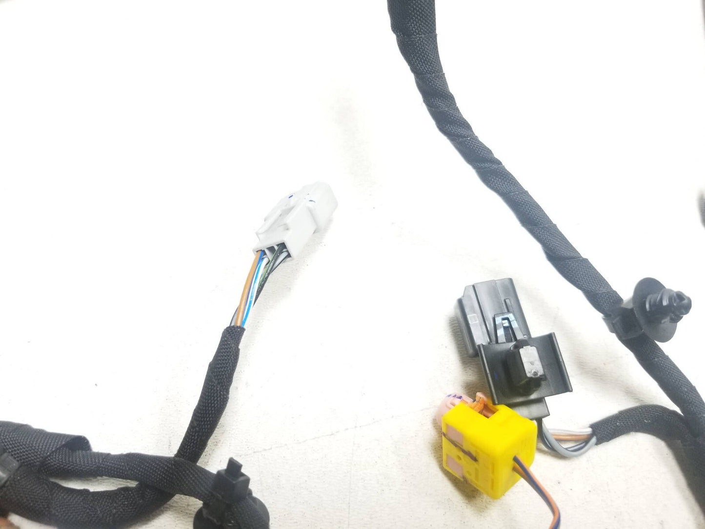 2022 Chevrolet Trailblazer Front Seat Wire Harness Passenger Side Right OEM