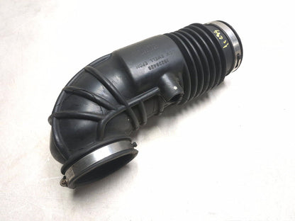 2011 Cadillac Сts 3.6l Air Cleaner Intake Tube Hose OEM