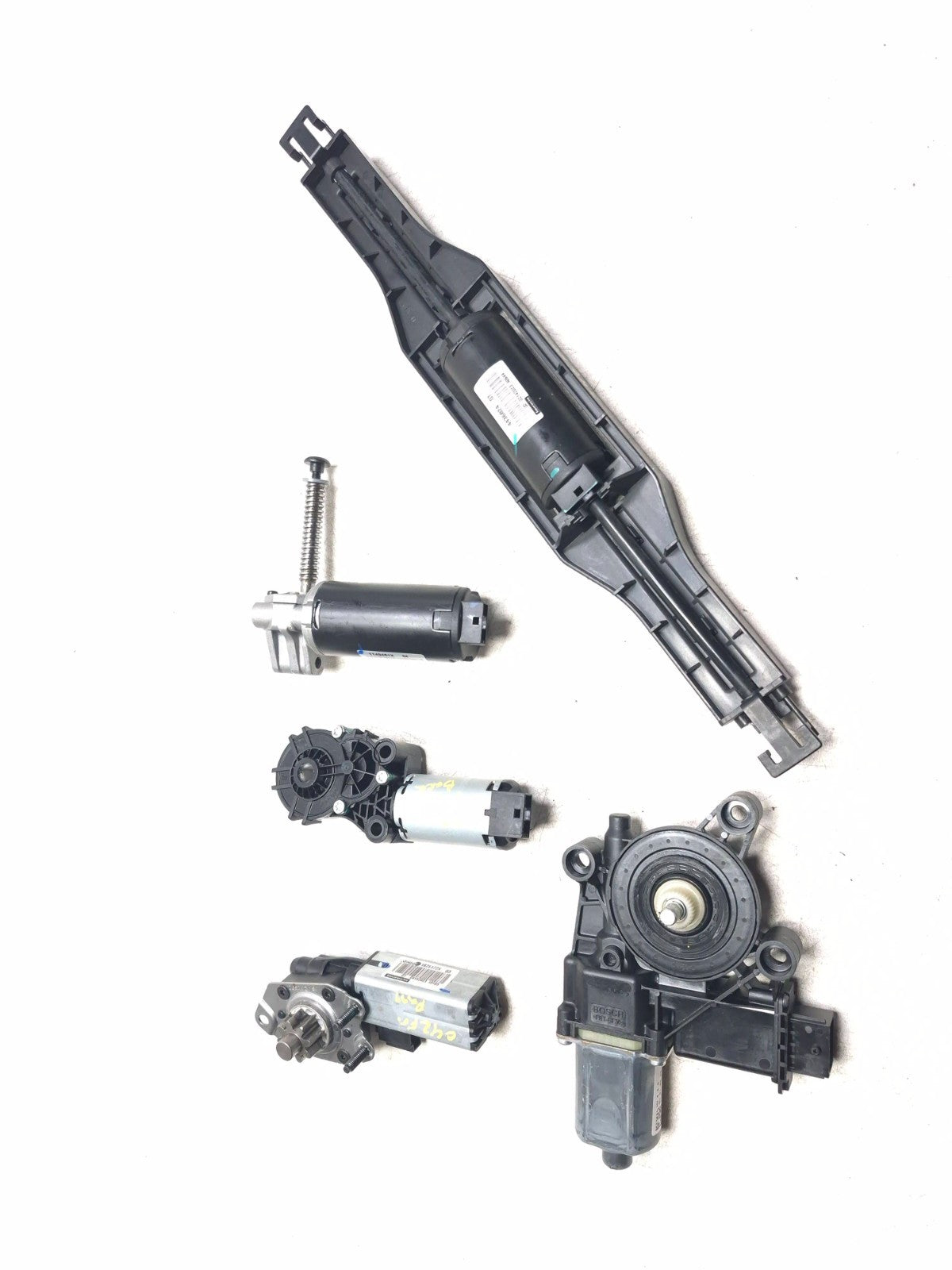 2024 Alfa Romeo Stelvio Seat Adjustment Motor Front Passenger Side Right OEM