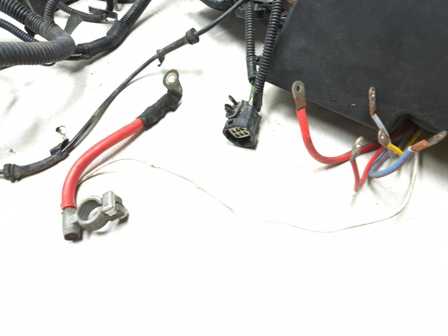 2013 Ford Focus St Engine Bay Room Wire Harness W/ Fuse Box OEM