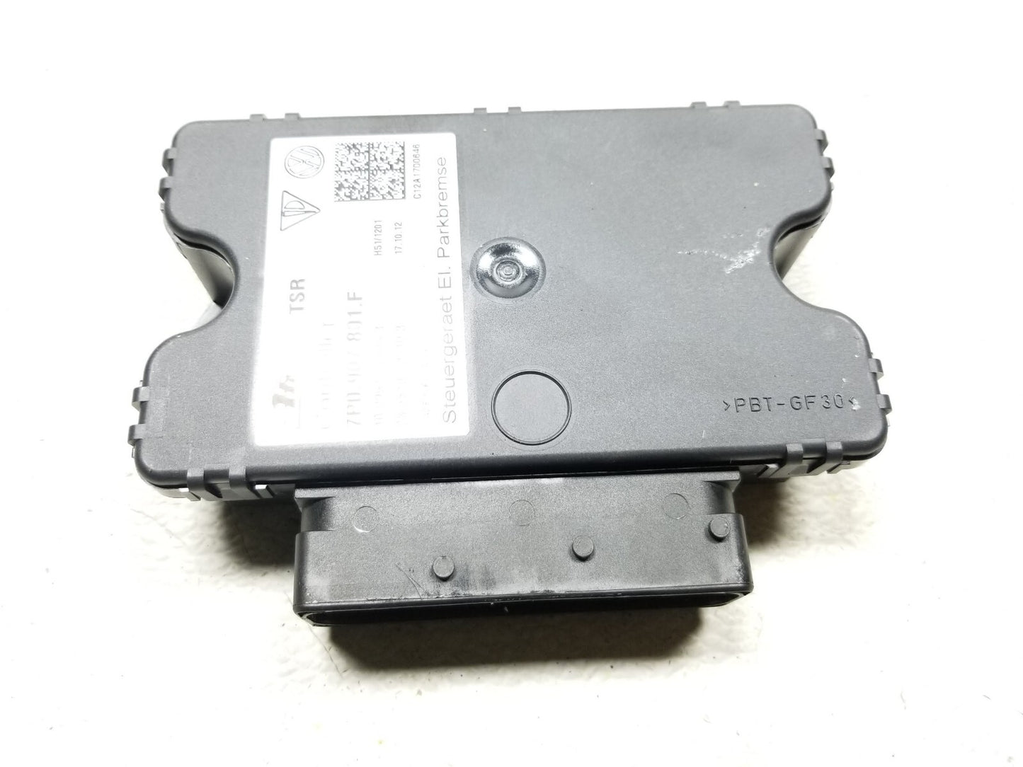 2013 Porsche Cayenne Parking Brake Computer Control Module OEM