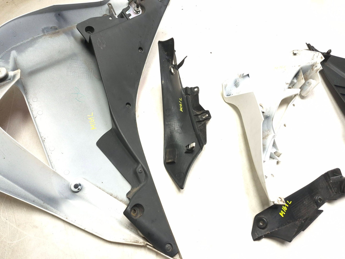 2013 Honda Cbr250 Left Side Fairing Cowl Panel 5psc OEM
