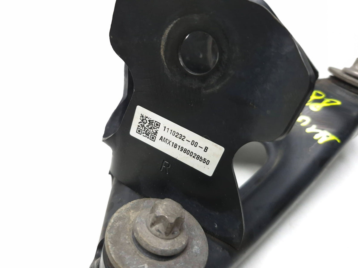 2018 Tesla Model 3 Front Engine Mount Bracket Left & Right 1476772-00-a OEM