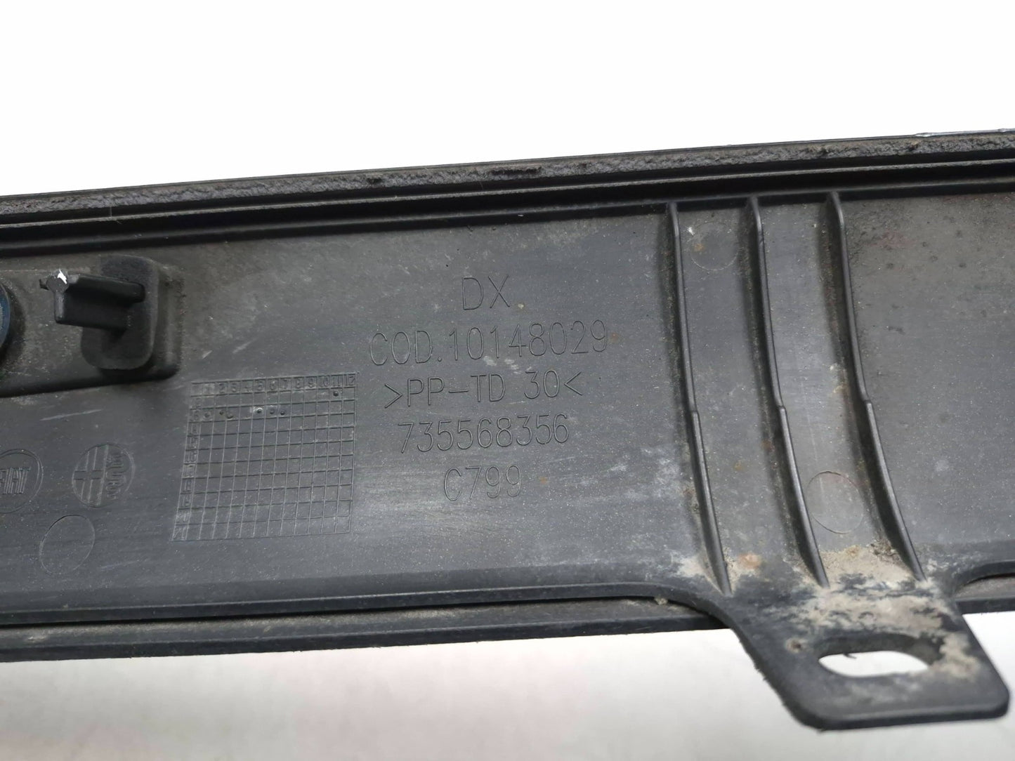 2014 Fiat 500l Rocker Panel Skirt Molding Left & Right OEM