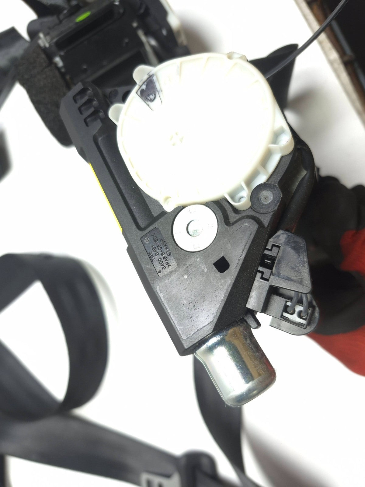 2013 Volvo S60 Rear Seat Belt 3pcs OEM
