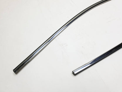 2012 Jeep Grand Cherokee Door Molding Passenger Side Right Front & Rear OEM