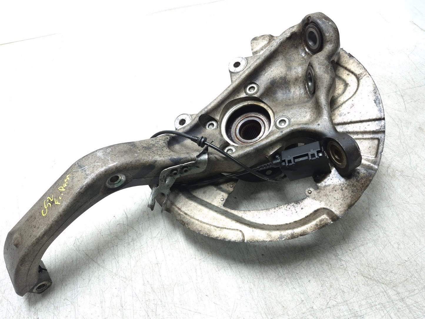 2008 BMW X6 E71 Front Spindle Knuckle Wheel Hub Passenger Side Right OEM