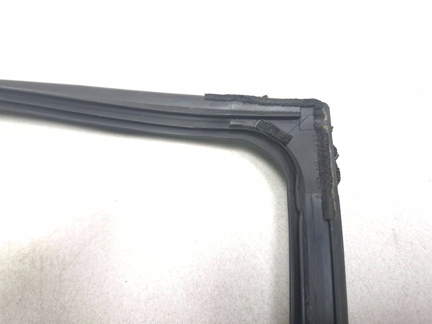 2008 Acura Tl Rear Door Weatherstrip Seal Left Driver Side Set OEM