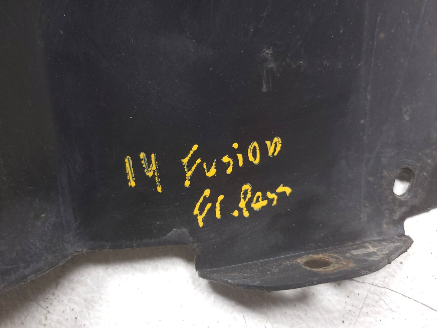 2014 Ford Fusion Front Fender Liner Splash Guard Right Passenger Side OEM