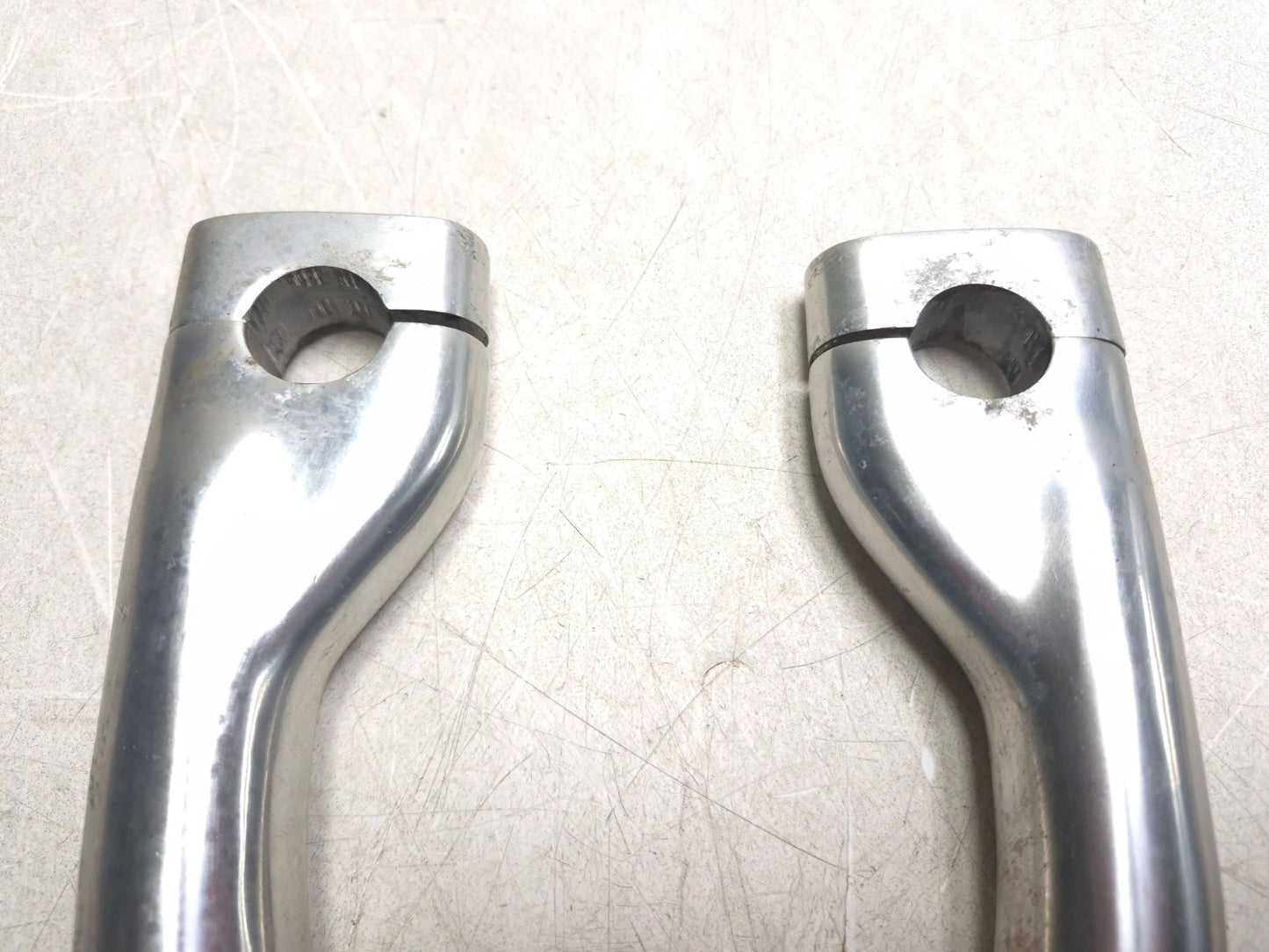 1993 Yamaha Virago Xv750 Handlebar Riser Clamp Pair OEM