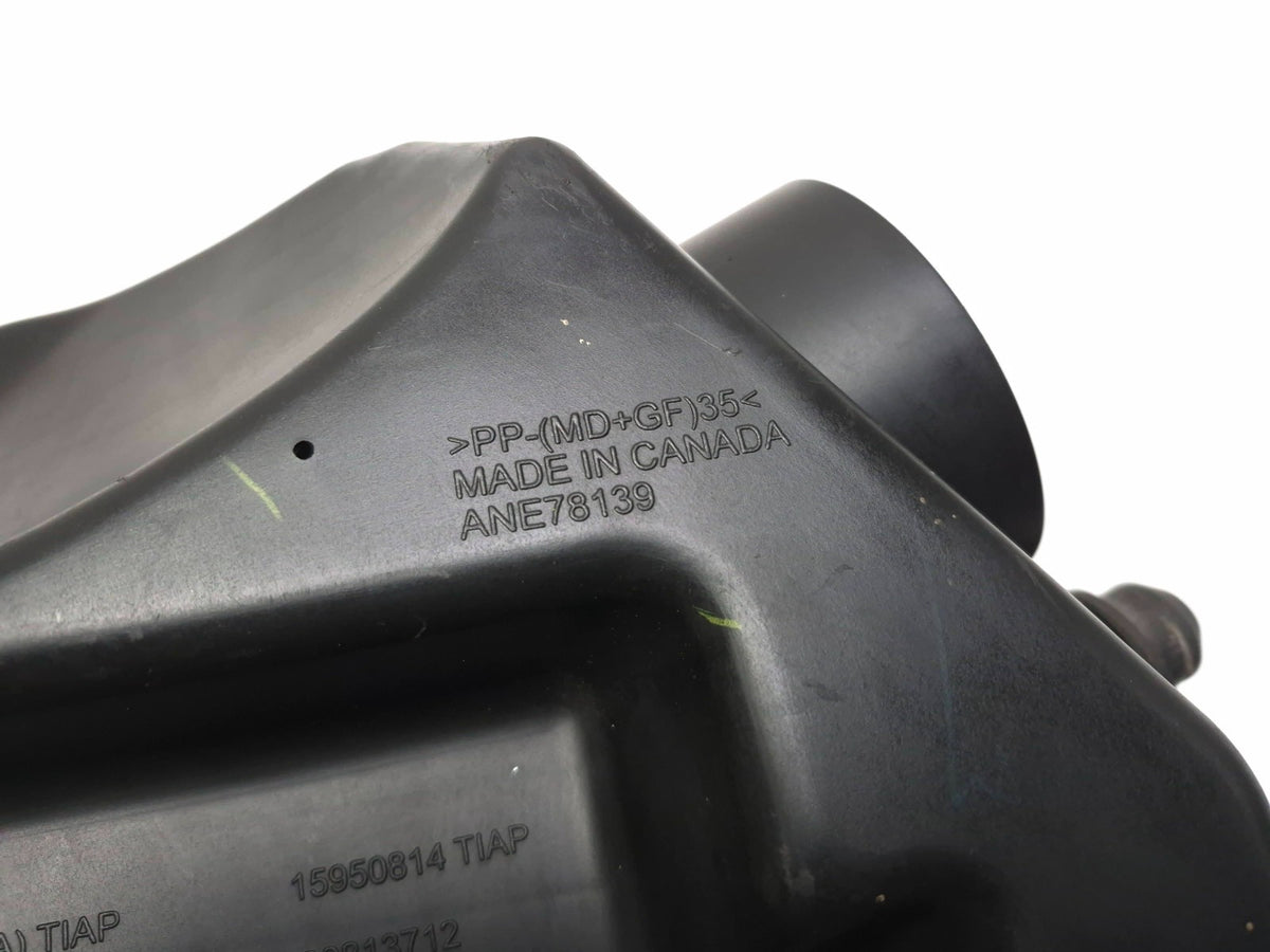 2010 Chevrolet Equinox Air Box Cleaner Filter Housing 2.4l OEM