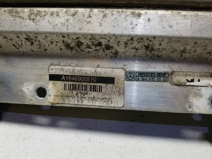 2007 Mercedes Ml500 Running Board Bracket Driver Side Left OEM