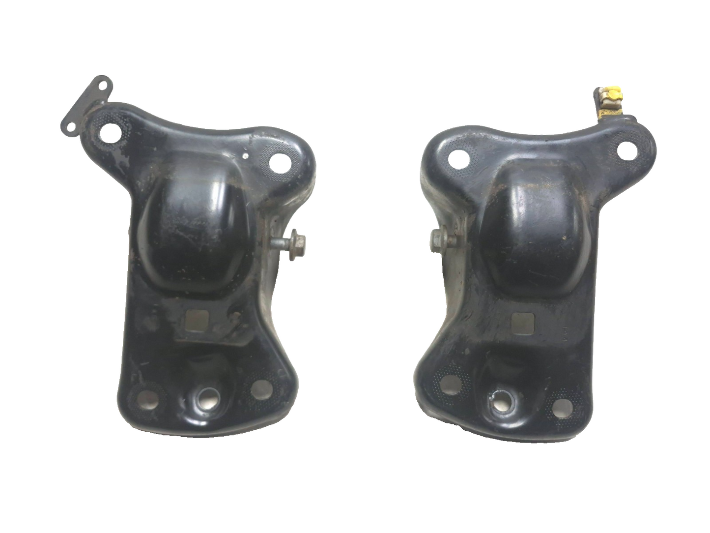2019 VW Jetta Rear Trailing Control Arm Cover Bracket Left & Right OEM