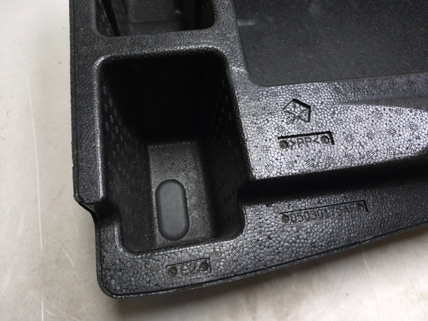 2020 Dodge Challenger Trunk Load Floor Support Panel 05030175af  OEM