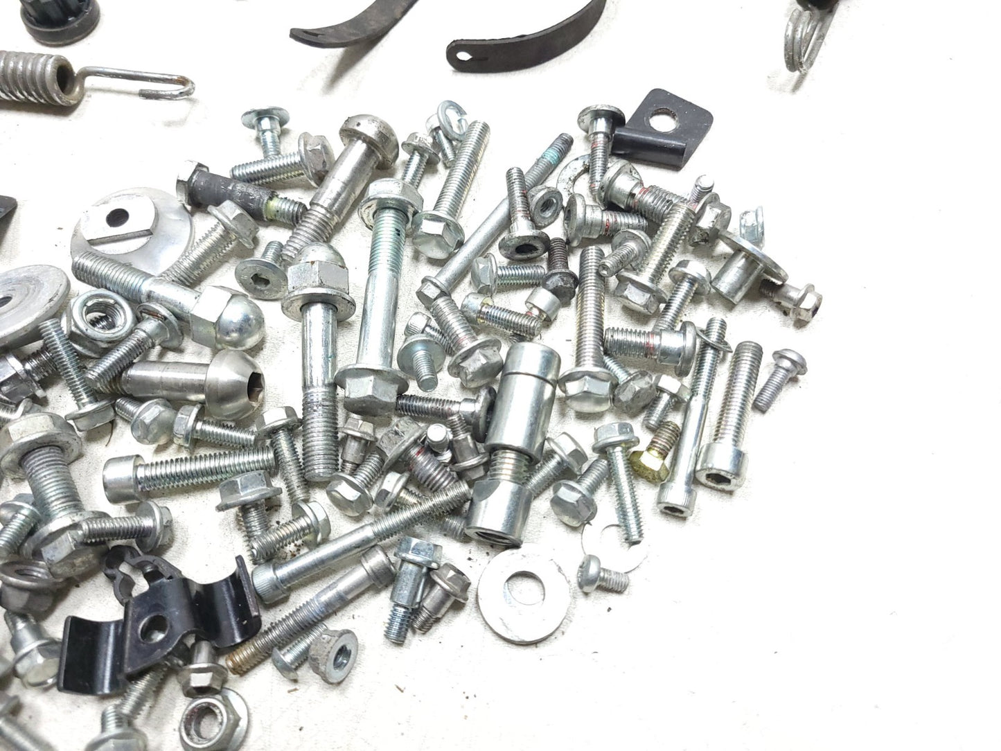 2024 Royal Enfield Bullet 350  Misc Bolt Hardware Screw Nuts Bracket OEM