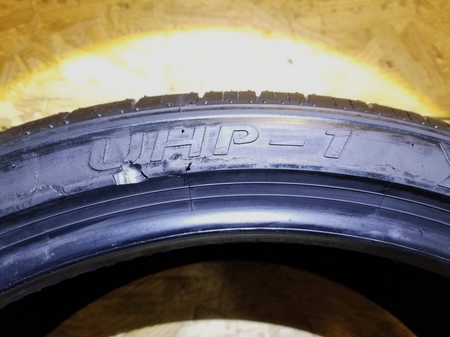 255/35r20 Supermax Tread 7.5/32" Used Tire