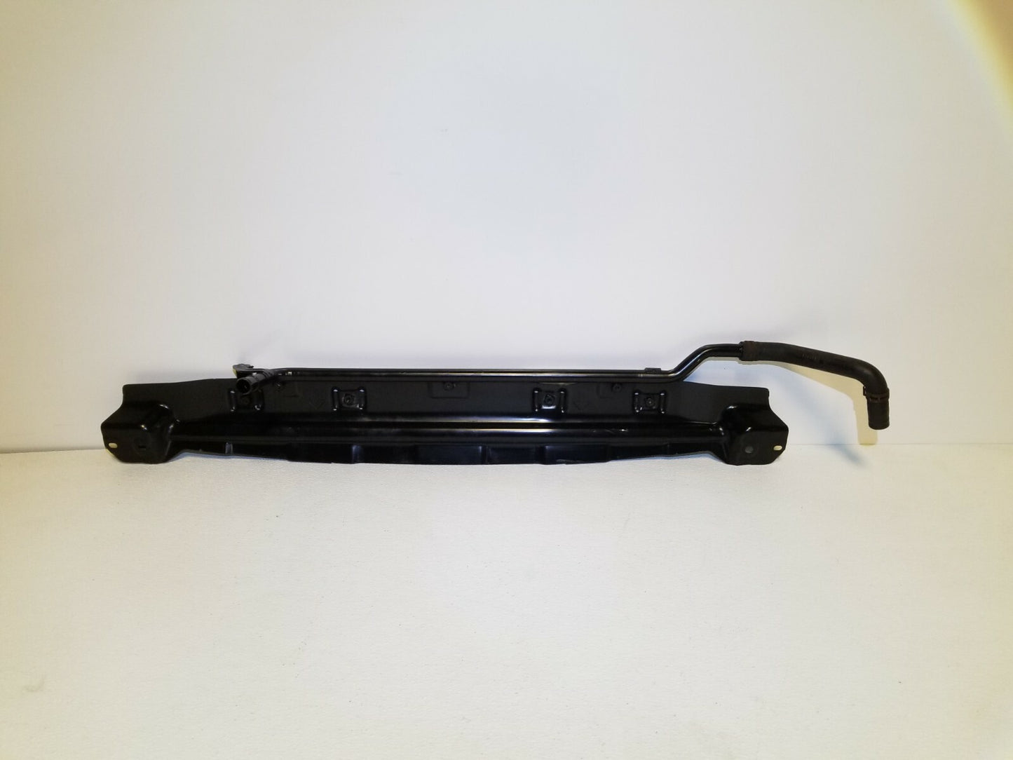 2015 Audi Q7 3.0l Engine Auxiliary Radiator Coolant Tube OEM