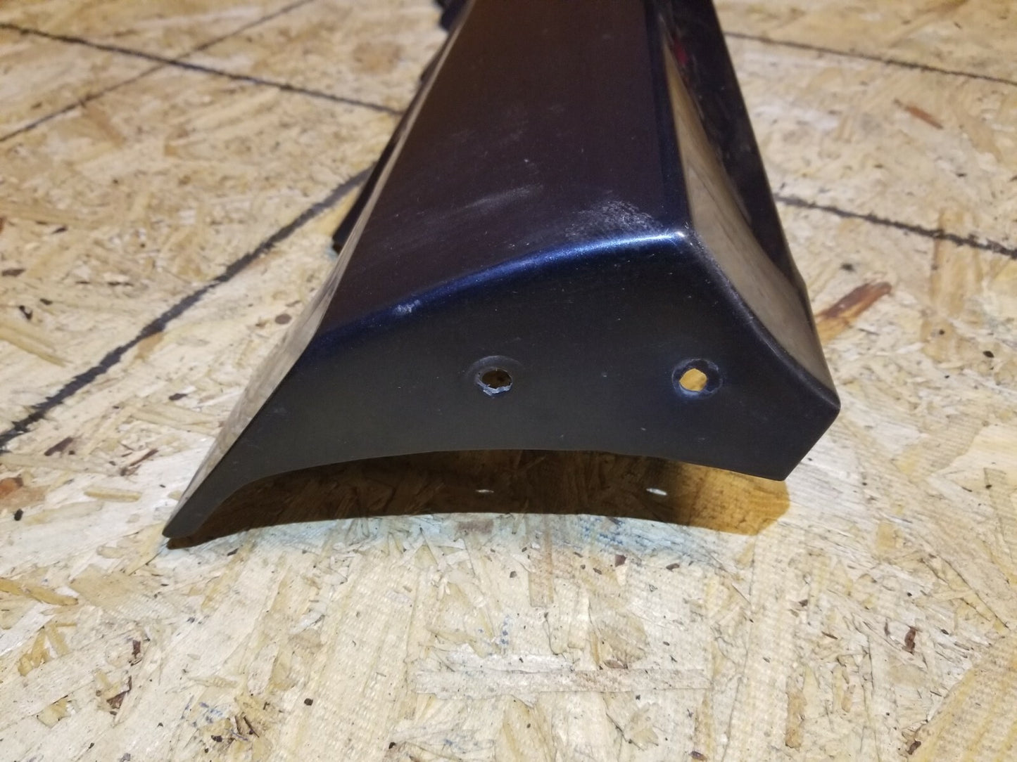 2010 Mercedes Benz R350 Skirt Rocker Panel Molding Left Driver Side OEM