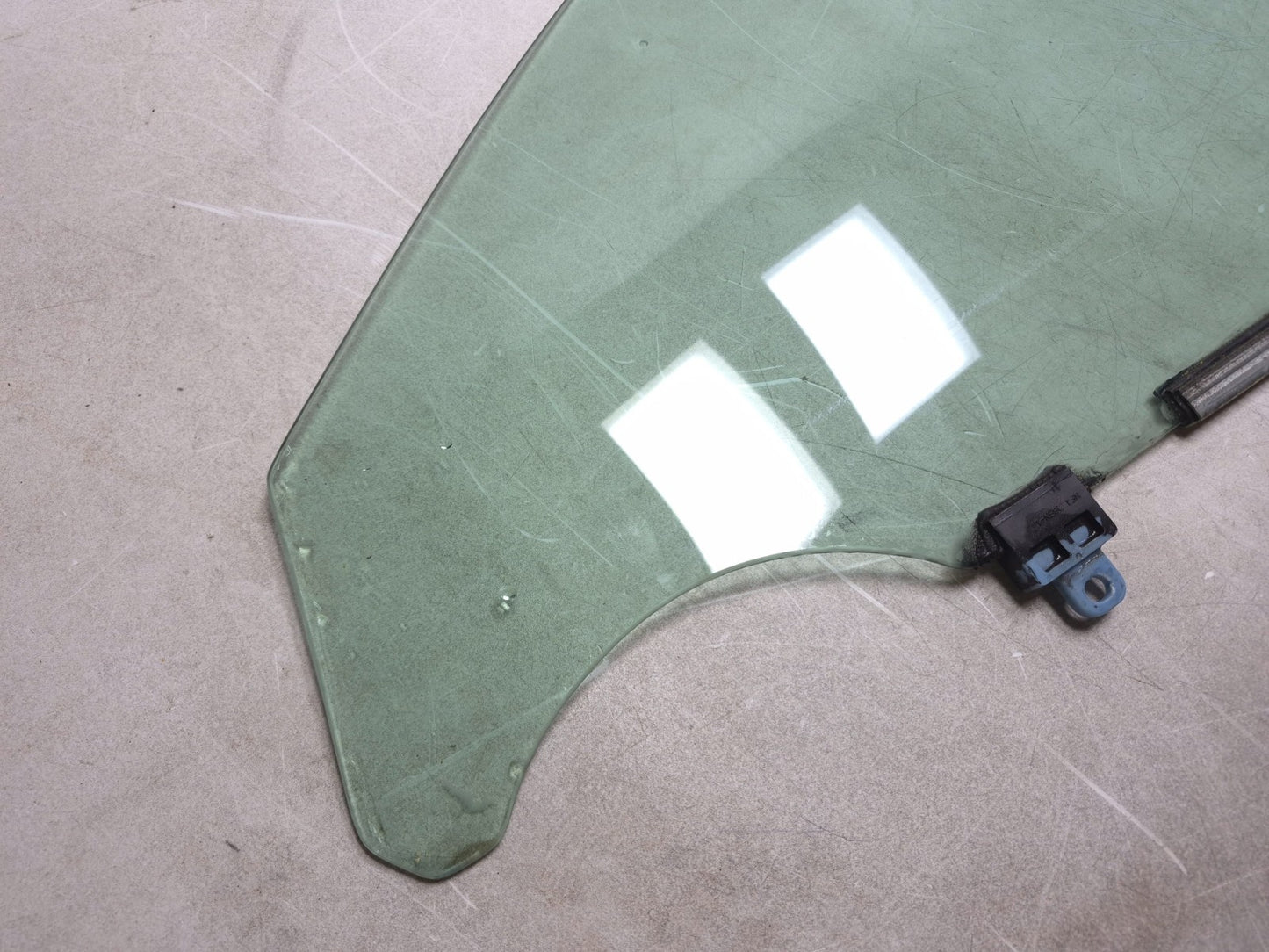 2009 Lexus IS250 Front Door Window Glass Left Driver Side OEM