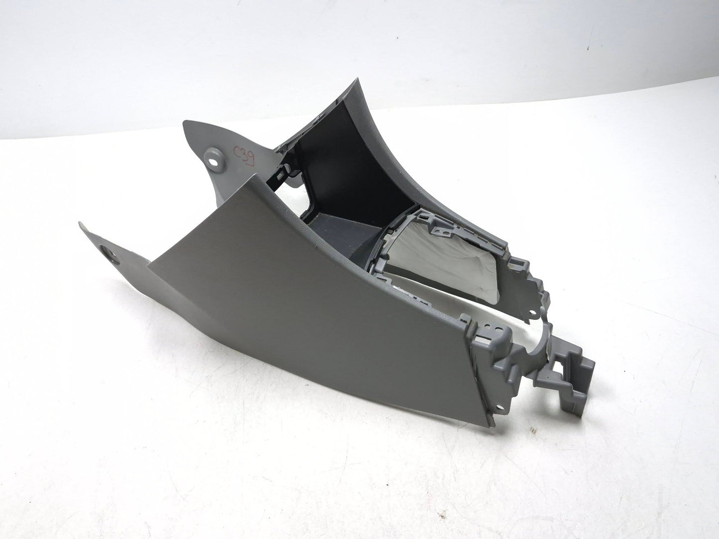 2014 Hyundai Accent OEM Center Console Floor Tray Trim 84612-1r000