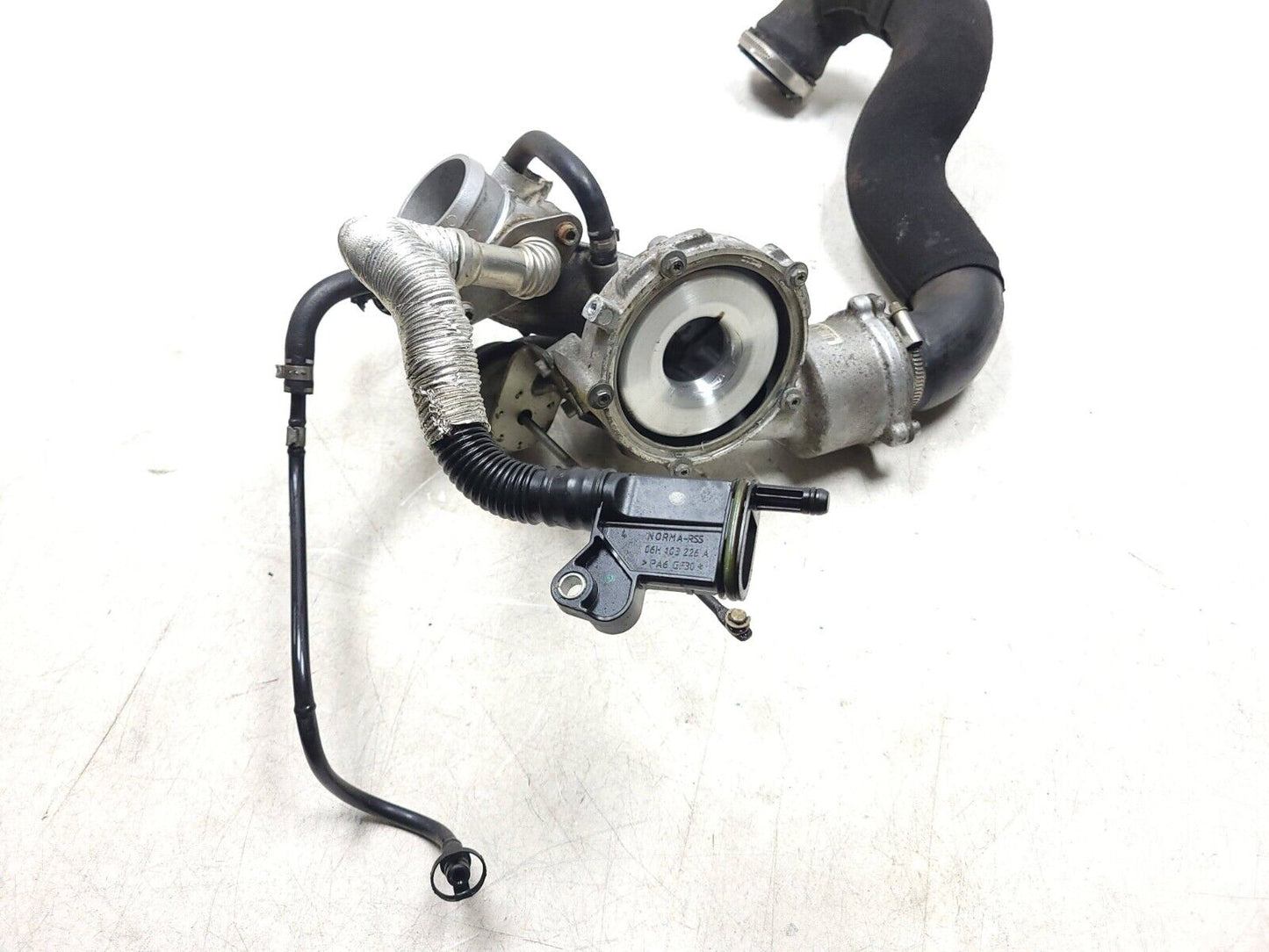 09-12 Audi A4 Diverter Valve 06h145710d Air Intake Hose Cold Part Turbo 2.0t OEM